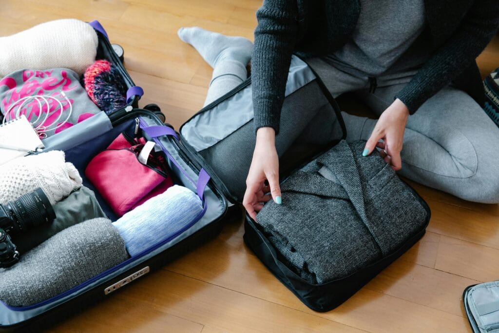 airport luggage hack for travelers